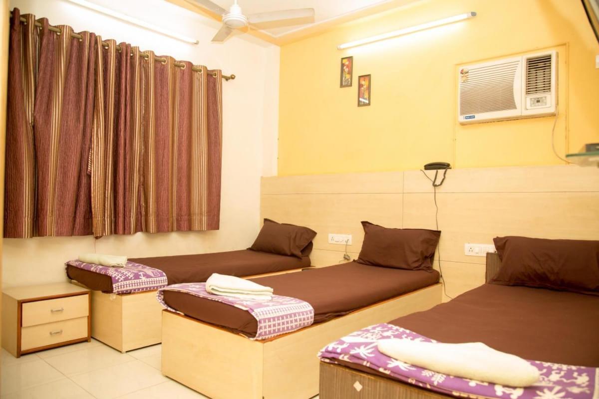 Srujan Sarai Service Apartment Mumbai  Buitenkant foto