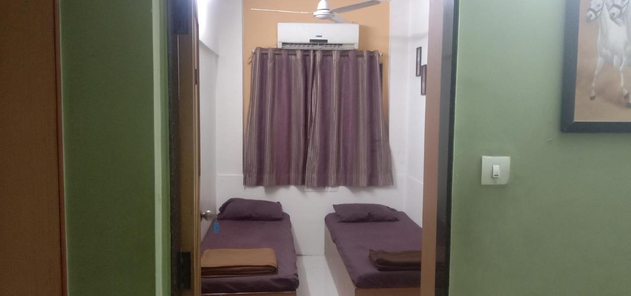 Srujan Sarai Service Apartment Mumbai  Buitenkant foto